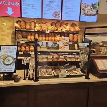 Boudin - Bakeries Near Me - San Jose, California