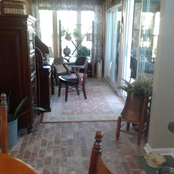 May River Flooring Company - a view of a dining room - Flooring Near Me - Bluffton, South Carolina