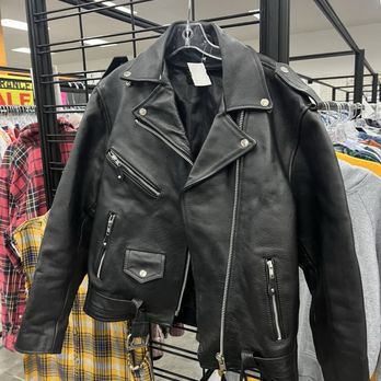 Sproutfitters Children's Resale - Great finds - Shoe Stores Near Me - Sanford, Florida Sproutfitters Children's Resale - Great finds - Shoe Stores Near Me - Sanford, Florida