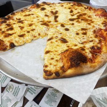 Burattino Brick Oven Pizza - Cheese pizza - Pizza Near Me - Whittier, California Burattino Brick Oven Pizza - Cheese pizza - Pizza Near Me - Whittier, California