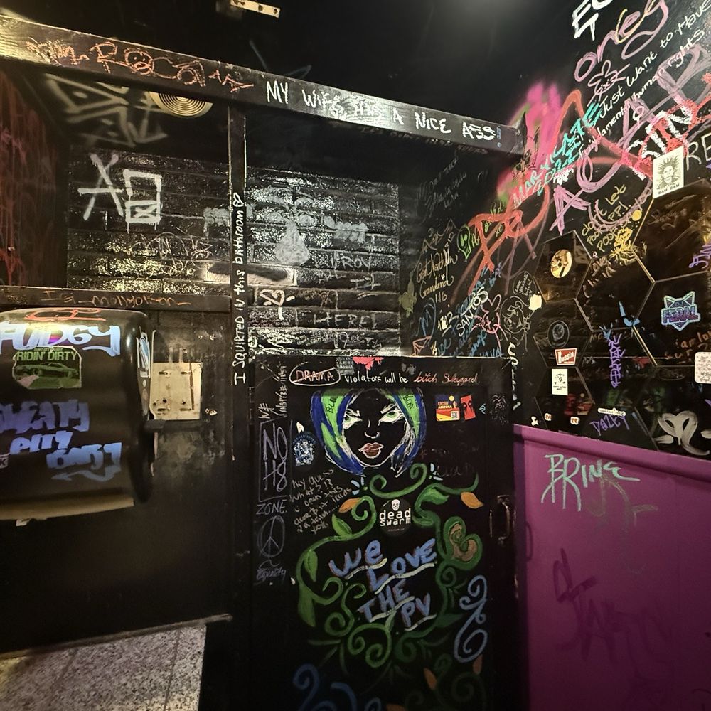 Palo Verde Lounge - Women's room - Dive Bars Near Me - Tempe, Arizona Palo Verde Lounge - Women's room - Dive Bars Near Me - Tempe, Arizona
