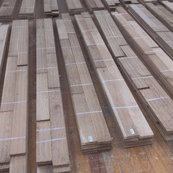 F & V Hardwood Floor