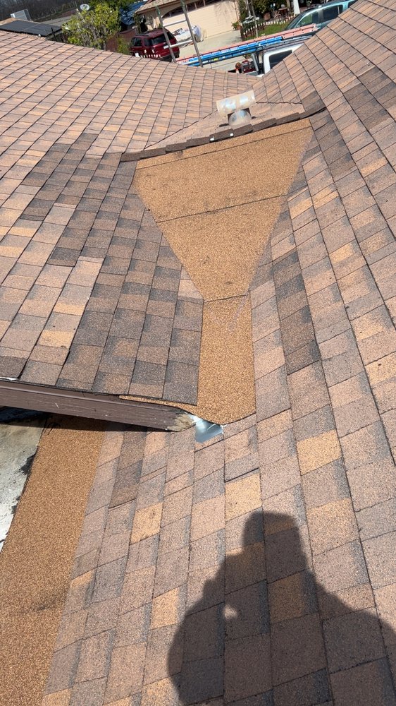 Slide of Jacobo Roofing