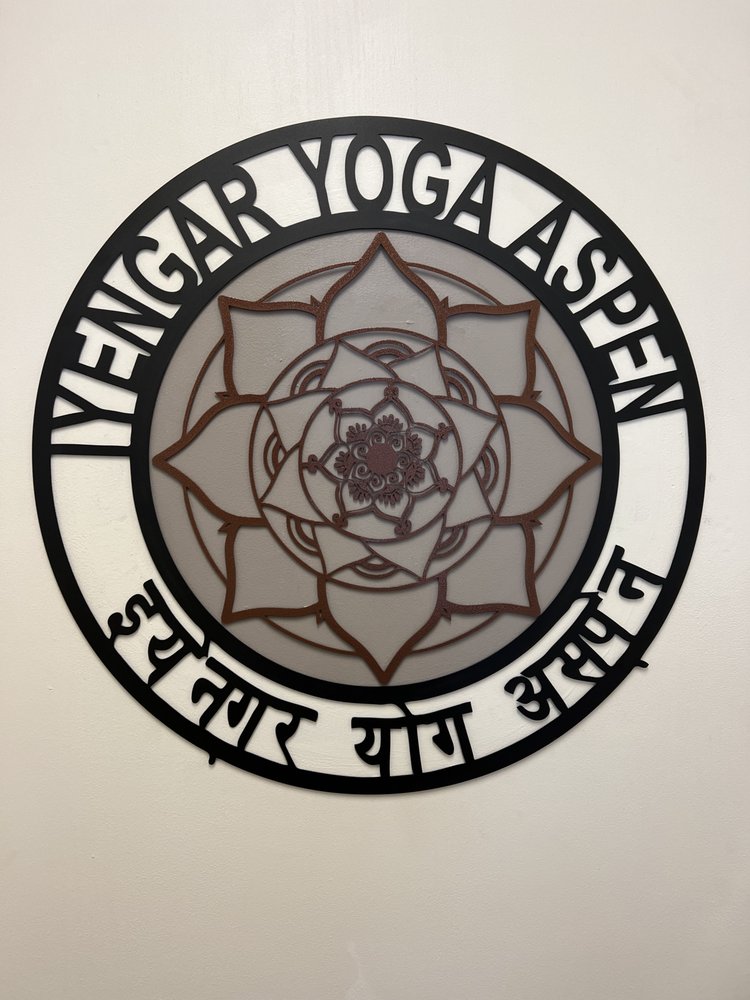 Iyengar Yoga Aspen Logo