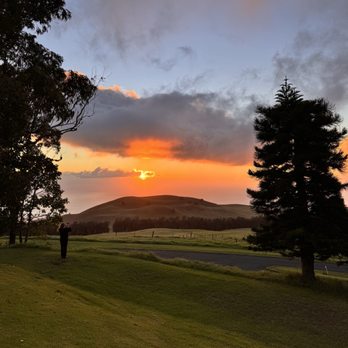 Paniolo BBQ Dinner - Sunset from the lawn. - Barbeque Near Me - Waimea, Hawaii