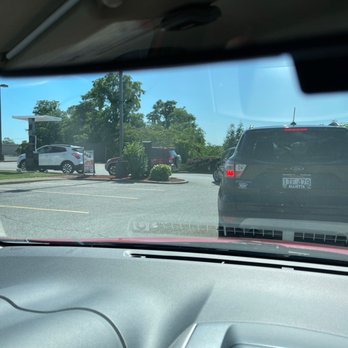 Arby's - Drive thru line. - Fast Food Near Me - Weirton, West Virginia