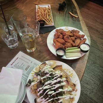 Busby's West - Fries, wings, steak Nachos - Sports Bars Near Me - Santa Monica, California Busby's West - Fries, wings, steak Nachos - Sports Bars Near Me - Santa Monica, California