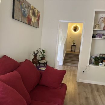 Zen Spa - The sofa. Please to have a sit while you waiting.() - Massage Near Me - Aptos, California Zen Spa - The sofa. Please to have a sit while you waiting.() - Massage Near Me - Aptos, California