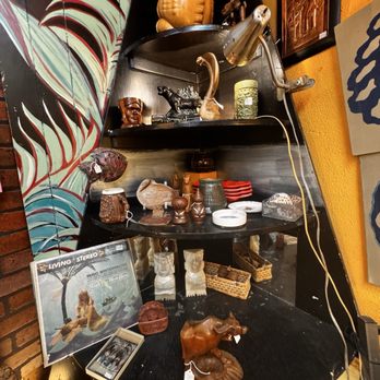 Room Service Vintage - Antiques Near Me - Austin, Texas Room Service Vintage - Antiques Near Me - Austin, Texas