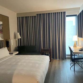 Austin Marriott Downtown - 26th floor king (26th floor) - Hotels Near Me - Austin, Texas