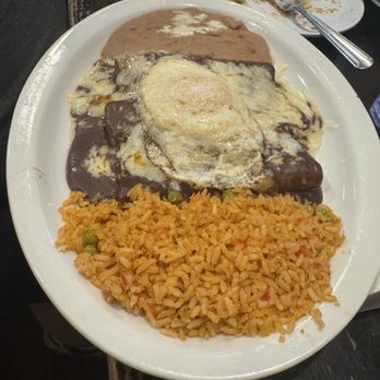 L & J Cafe - Mole Chicken enchiladas - Mexican Near Me - El Paso, Texas