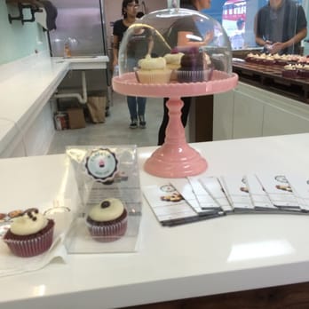 Cupcakin' Bake Shop - Bakeries Near Me - Berkeley, California