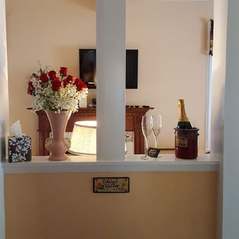 Whistling Swan Inn - Inside and outside o the bed and breakfast ! So beautiful, relaxing and peaceful ! - Hotels Near Me - Stanhope, New Jersey Whistling Swan Inn - Inside and outside o the bed and breakfast ! So beautiful, relaxing and peaceful ! - Hotels Near Me - Stanhope, New Jersey