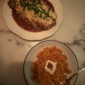 Donna's - Chicken parm and the spicy vodka (not spicy) - Italian Near Me - Los Angeles, California Donna's - Chicken parm and the spicy vodka (not spicy) - Italian Near Me - Los Angeles, California