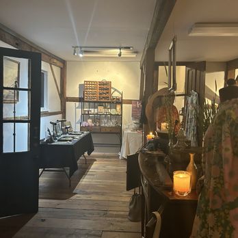 Reclaimed - Used, Vintage & Consignment Near Me - Bedminster, New Jersey