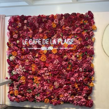 Le Cafe De La Plage - Photo Op?? YES PLEASE!!! - Coffee & Tea Near Me - Malibu, California