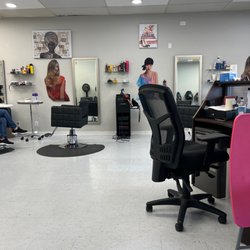 Reguis Dominican Style - The hair salon