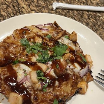 BJ's Restaurant & Brewhouse - BBQ pizza - American Near Me - Arcadia, California BJ's Restaurant & Brewhouse - BBQ pizza - American Near Me - Arcadia, California