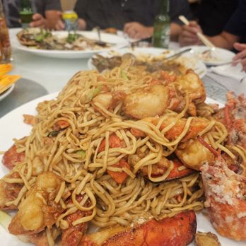 Uncle Foon’s Kitchen - I think 6 lobsters with noodles - Chinese Near Me - Brooklyn, New York Uncle Foon’s Kitchen - I think 6 lobsters with noodles - Chinese Near Me - Brooklyn, New York
