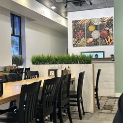 Pho Tastic Vietnamese Cuisine - Seating