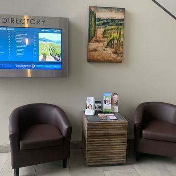 Crescent Healthcare - Lobby in building entrance. - Alternative Medicine Near Me - Temecula, California Crescent Healthcare - Lobby in building entrance. - Alternative Medicine Near Me - Temecula, California