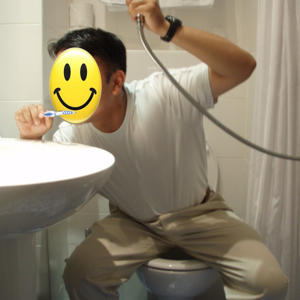 Tourisme Avenue - Single rooms have bathrooms so small you can sit on the toilet, take a shower and brush your teeth at the same time! - Hotels Near Me - Paris 15, 75 Tourisme Avenue - Single rooms have bathrooms so small you can sit on the toilet, take a shower and brush your teeth at the same time! - Hotels Near Me - Paris 15, 75