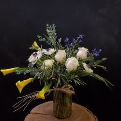 Williams Flower & Gift - South Seattle Florist - Arrangement