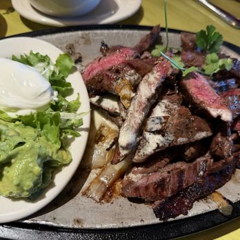 Pappasito's Cantina - Large Steak Fajita - serves 2-3. Definitely feeds 3 people - Seafood Near Me - Marietta, Georgia Pappasito's Cantina - Large Steak Fajita - serves 2-3. Definitely feeds 3 people - Seafood Near Me - Marietta, Georgia
