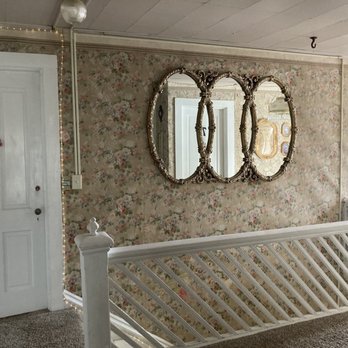 Historic Windsor - Bed & Breakfast Near Me - Silver Plume, Colorado Historic Windsor - Bed & Breakfast Near Me - Silver Plume, Colorado