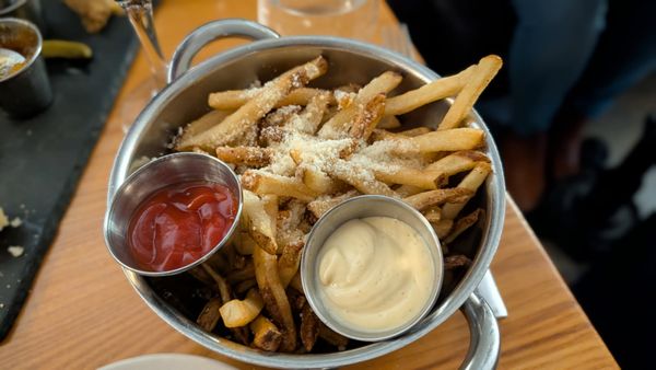 Frenchie Wine Bistro by null