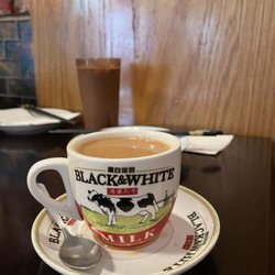 HKS KITCHEN - Hong Kong Style Coffee and Tea with Milk (Yuenyeung)