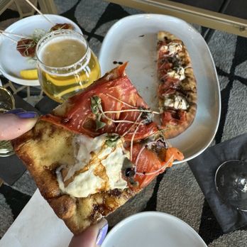 Clayton Club - Lounges Near Me - Sacramento, California