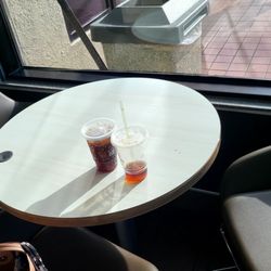 McDonald's - D' Nice seating here & xtra poison (cokes) for the drive...Mcd 29 Palms on Adobe Tues 12-24-24