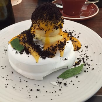 Chiswick Woollahra - Mango pavlova yummo!! - Australian Near Me - Woollahra, NSW