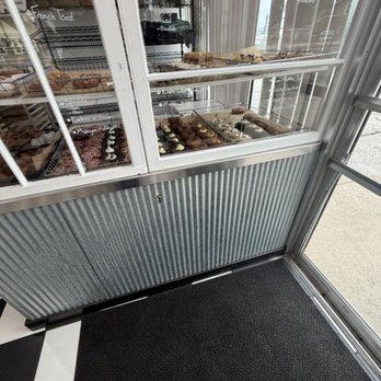 Dockside Donuts - Coffee & Tea Near Me - MUSKEGON, Michigan Dockside Donuts - Coffee & Tea Near Me - MUSKEGON, Michigan