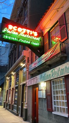Scotti's Italian Restaurant by null