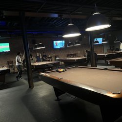 Brooklyn Billiards - Pool area
