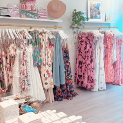 DFTI Boutique