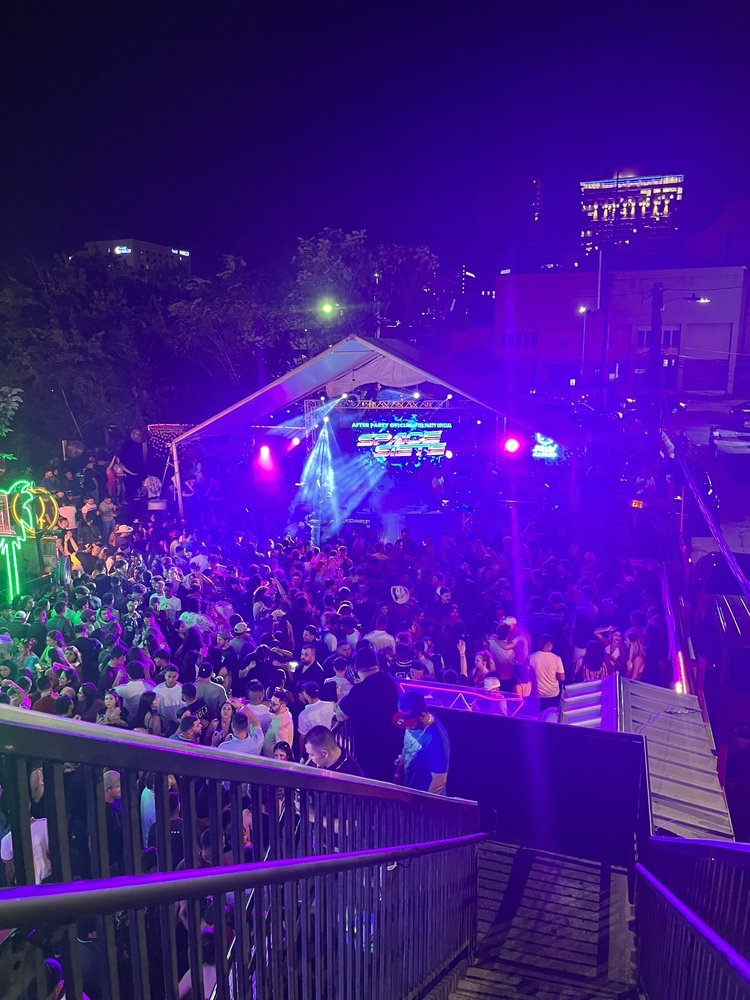 MALA VIDA 13 Reviews 708 E 6th St, Austin, Texas Bars Phone