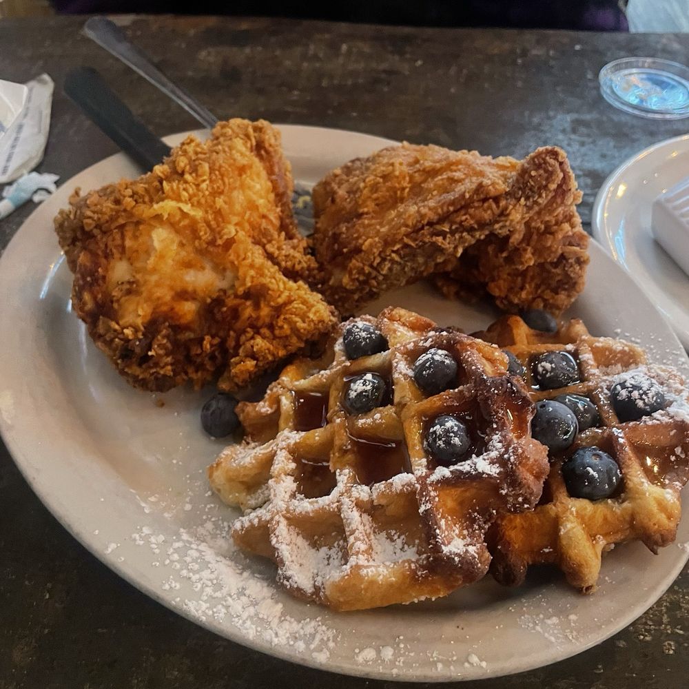 Lucy's Fried Chicken - Chicken and Waffles - New American Near Me - Austin, Texas Lucy's Fried Chicken - Chicken and Waffles - New American Near Me - Austin, Texas