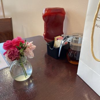 Fleur Café - Coffee & Tea Near Me - Los Angeles, California Fleur Café - Coffee & Tea Near Me - Los Angeles, California