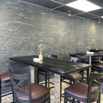 Sandwich Evolution And Catering - Inside seating - Sandwiches Near Me - Springfield, New Jersey