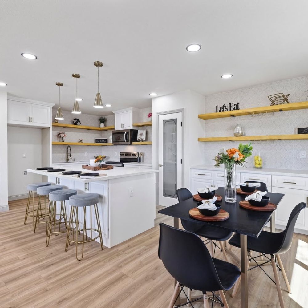 Slide of Var Construction