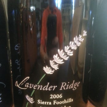 Lavender Ridge Vineyard - 5.0 LITER bottle.   Cool winery - Wine Tasting Room Near Me - Murphys, California
