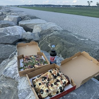 Fair & Square Pizzeria - Pizza Near Me - Bristol, Rhode Island Fair & Square Pizzeria - Pizza Near Me - Bristol, Rhode Island