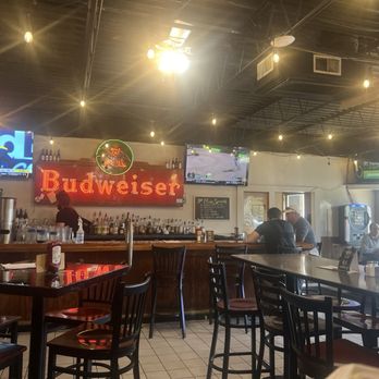 Cugino's - Bar area - Pizza Near Me - Florissant, Missouri