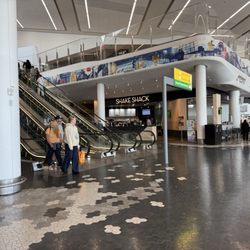 LaGuardia Airport - Terminal B