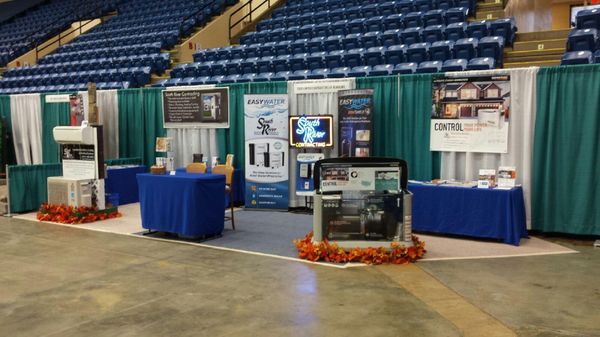 South River Contracting of Roanoke Logo