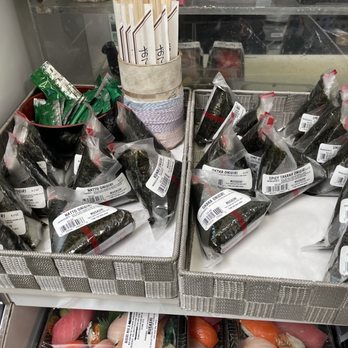 Tokyo Fish Market - Daily selections of onigiri - Seafood Markets Near Me - Berkeley, California