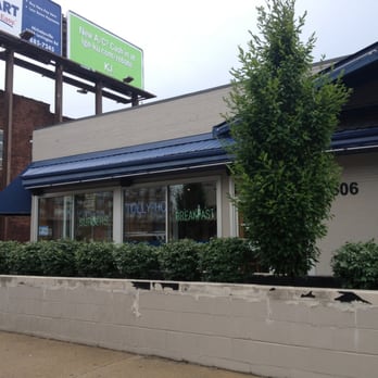 Tolly-Ho - Front of building. - American Near Me - Lexington, Kentucky